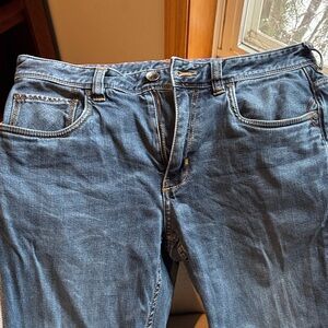 Men’s straight Tommy Bahama jeans